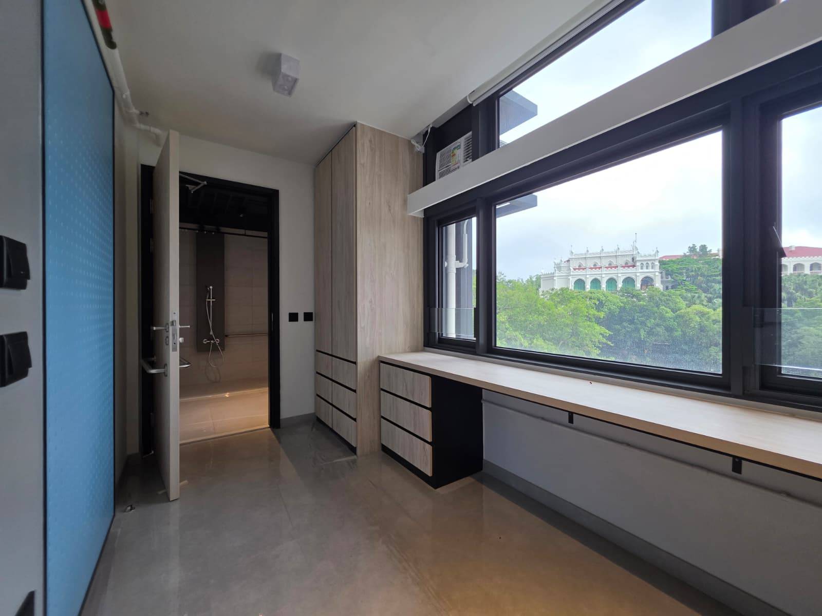 Single Accessibility Room-2